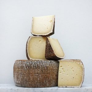 Formaggio Fiorone pecorino